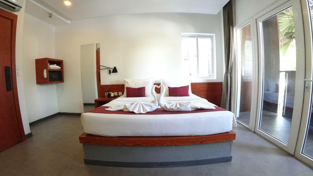 Hotel Records Phnom Penh Esterno foto