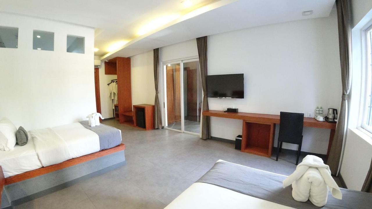 Hotel Records Phnom Penh Esterno foto