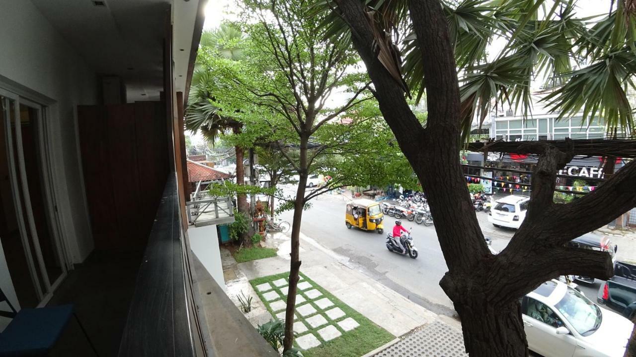 Hotel Records Phnom Penh Esterno foto