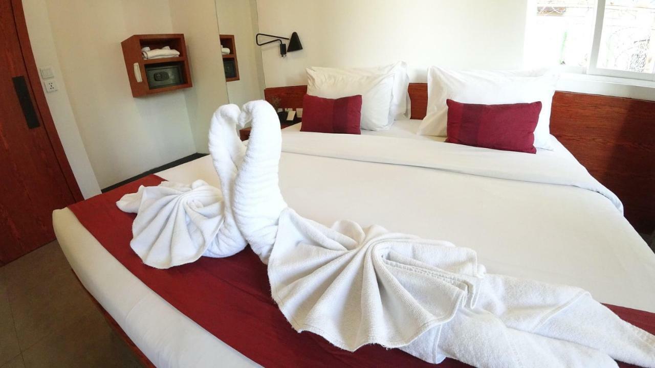 Hotel Records Phnom Penh Esterno foto