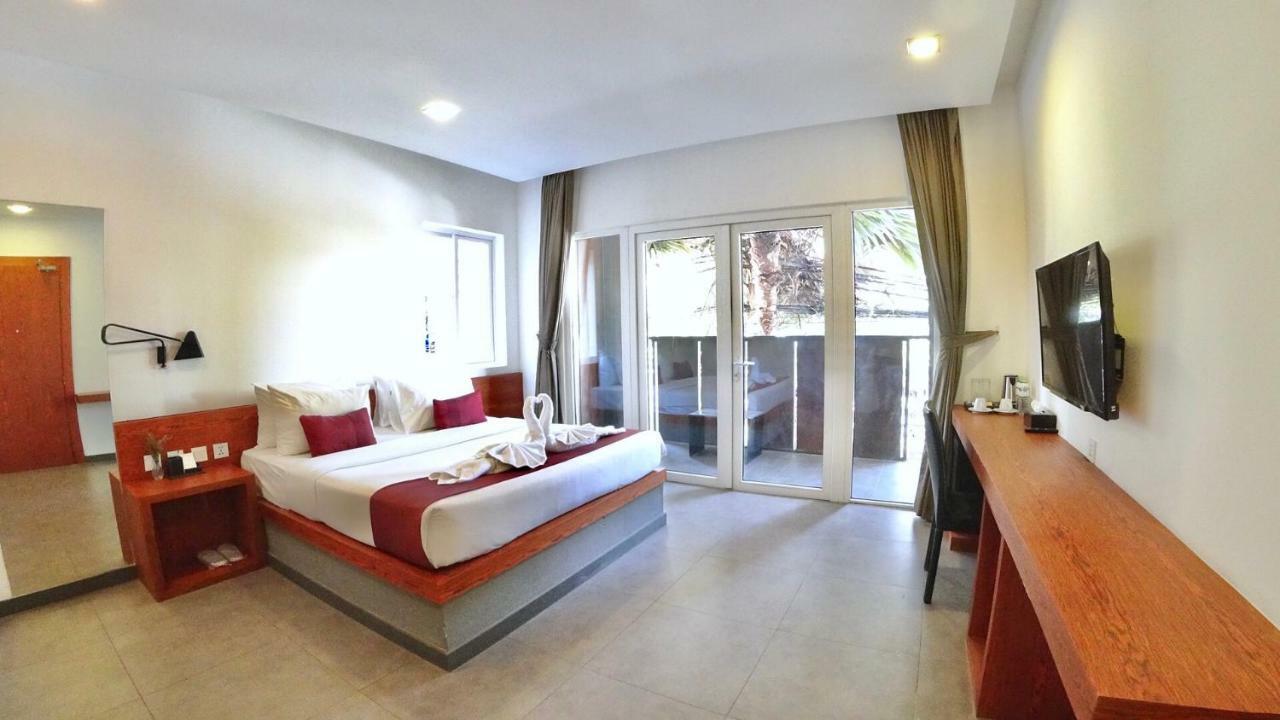 Hotel Records Phnom Penh Esterno foto