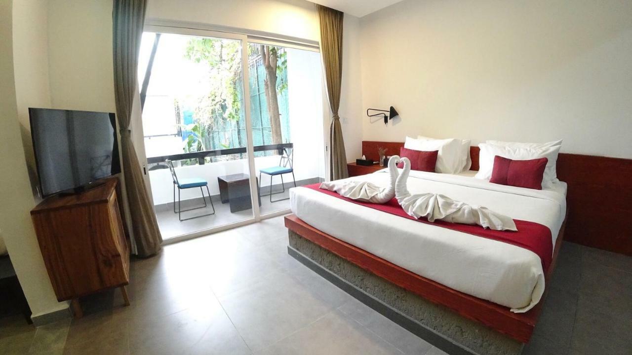 Hotel Records Phnom Penh Esterno foto